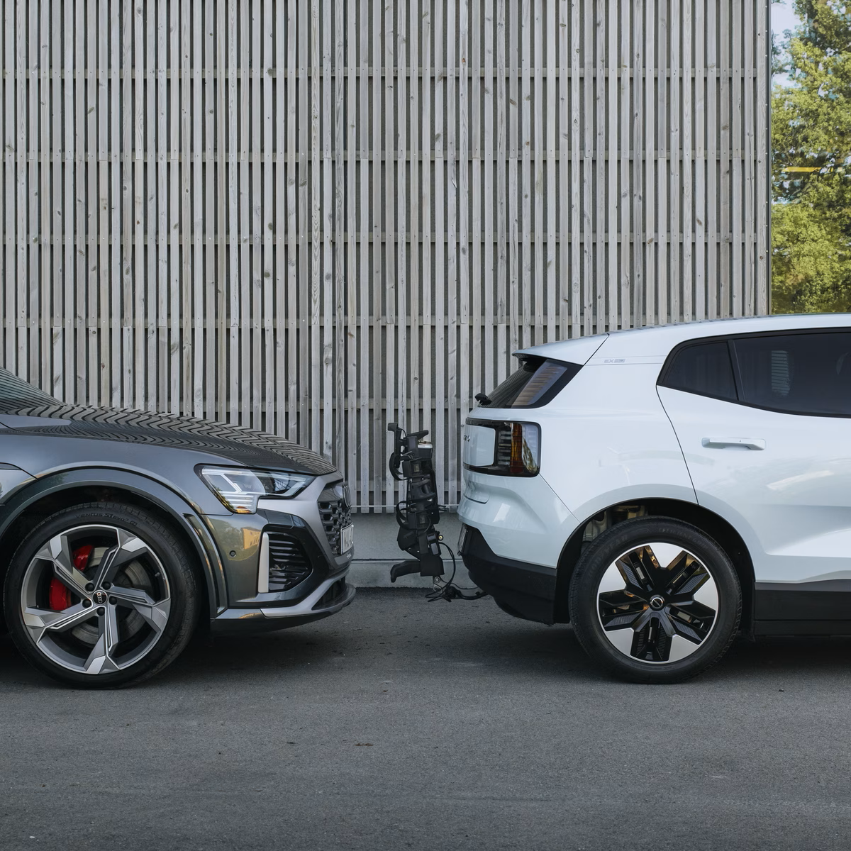 THULE - Outpace 2 Bike Rack