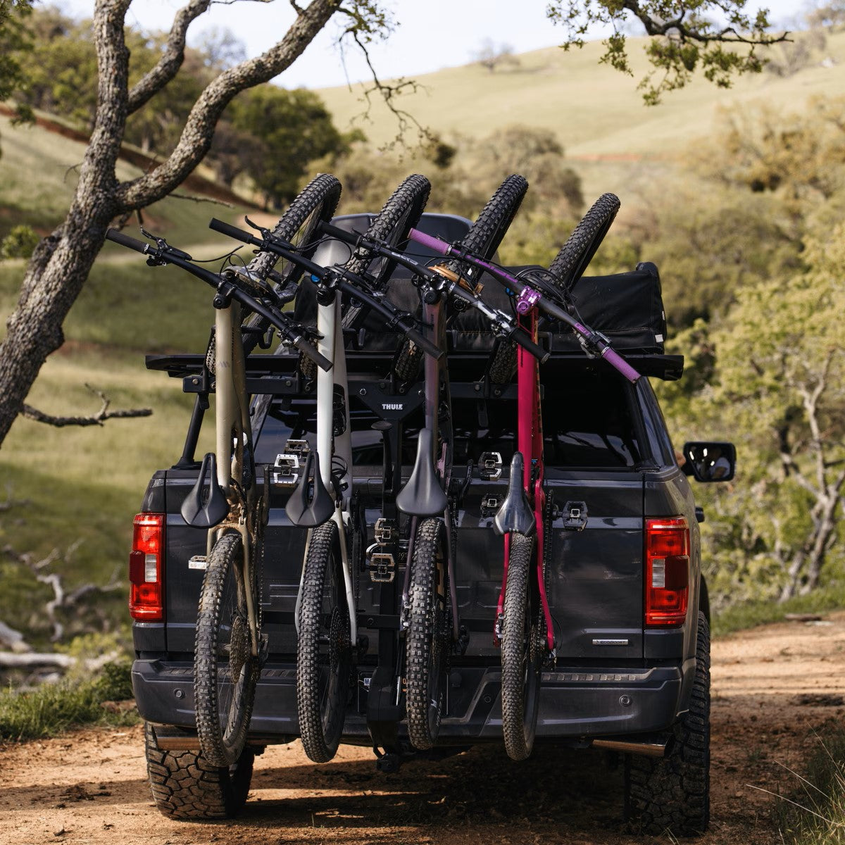 THULE - ReVert 4 Bike Vertical Bike Carrier